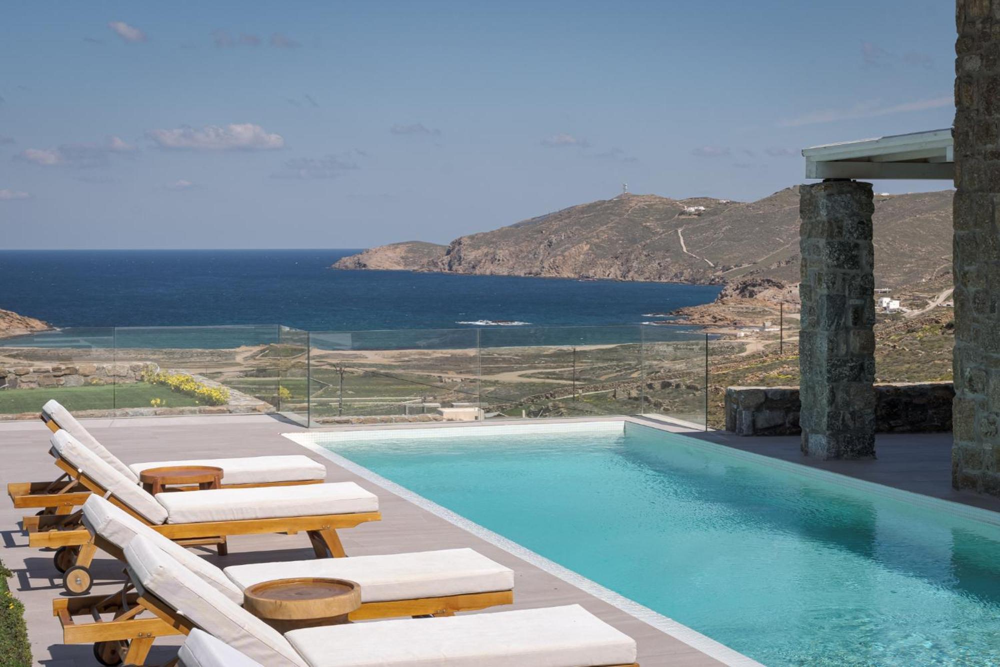 Retreat Hill Luxury Mykonos Villa Mykonos Town